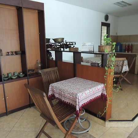 Rumah Polonia Guest House Jakarta Eksteriør bilde